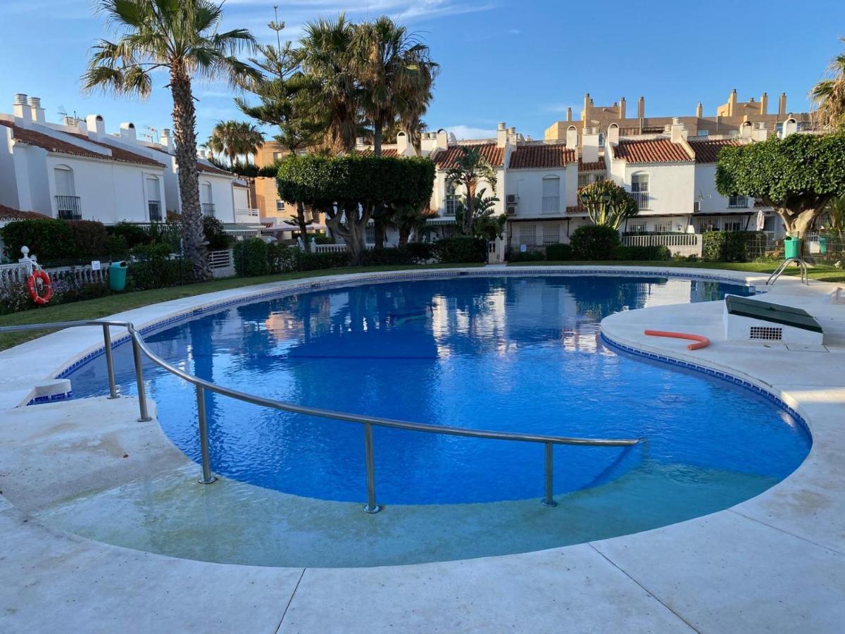 Malaga Chalet En Guadalmar Villa ภายนอก รูปภาพ